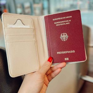 Reisepasshülle + Kofferanhänger (verschiedene Designs) – Bild 3