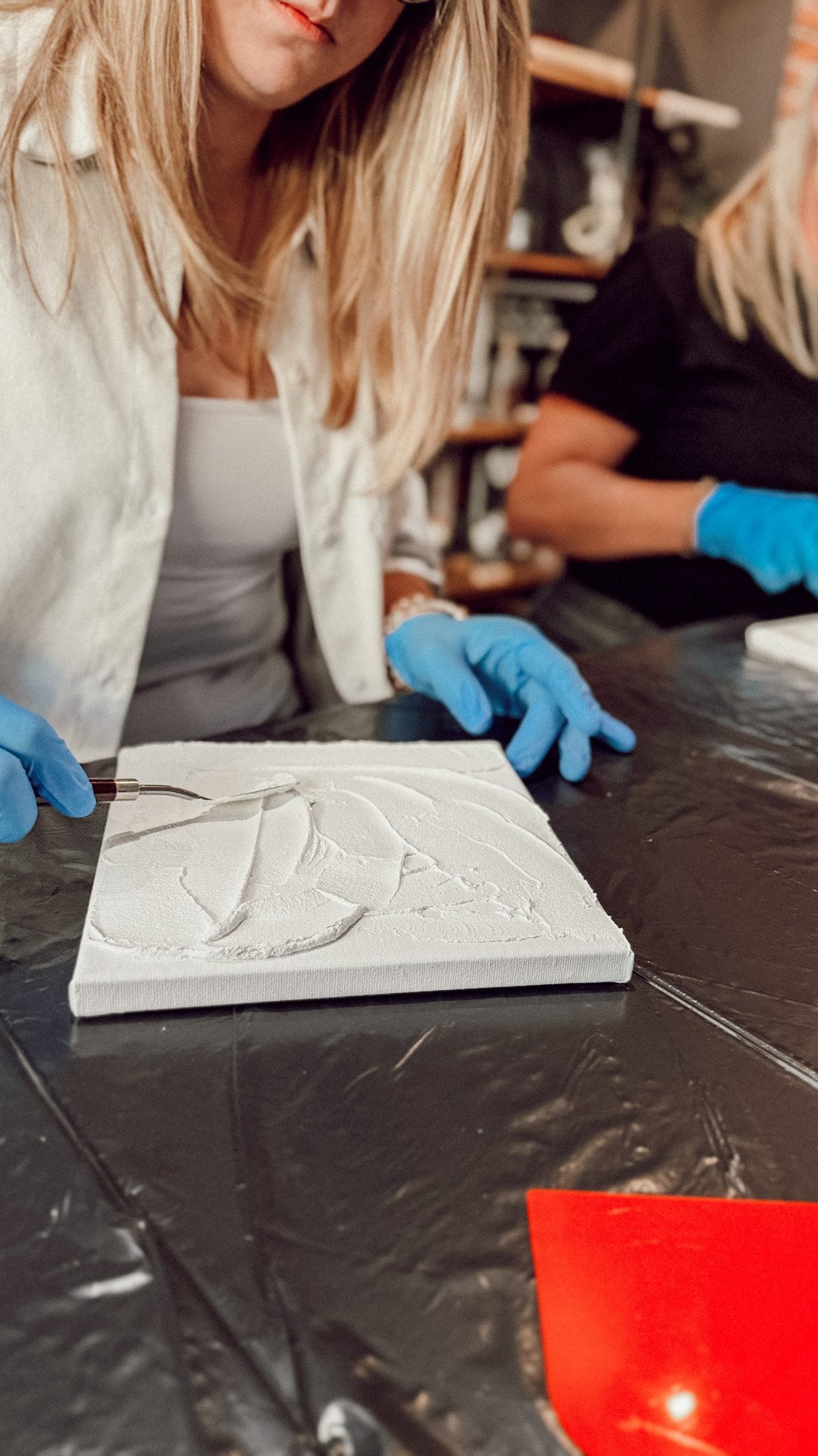 Strukturpaste Workshop Leinwand DIY kreative Technik Spachtel Kreativstudio Düsseldorf