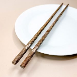 Personalisierte Essstäbchen mit Namen