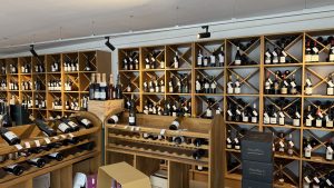 Kreativ mit Genuss im Weinhandel Düsseldorf Rethelstraße